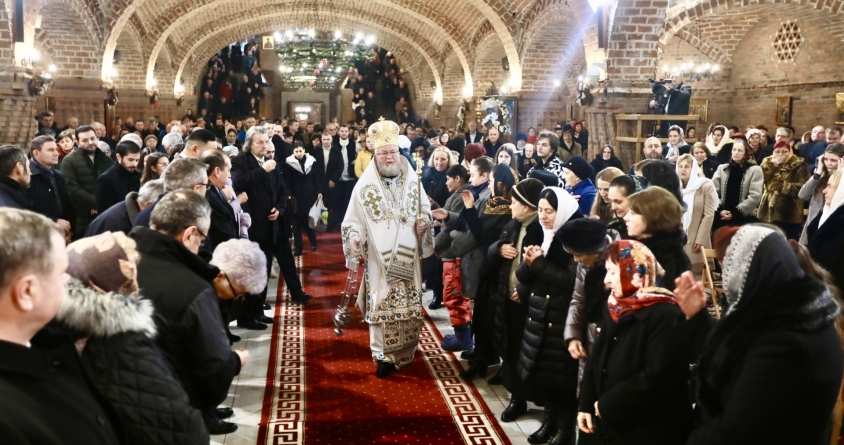 PS Iustin s-a aflat în mijlocul credincioșilor la Catedrala Episcopală din Baia Mare de Praznicul Nașterii Domnului
