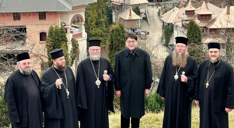 Mănăstirea Rohia vizitată de Kenan Dionisie Wang, un chinez converit la ortodoxie