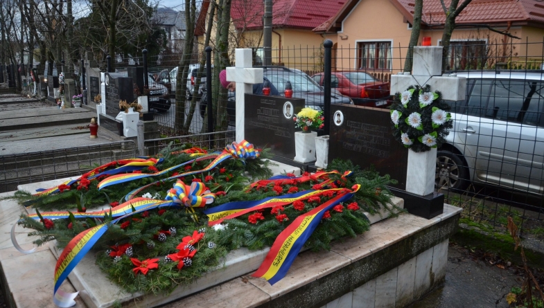 Cine sunt eroii martiri maramureșeni ai Revoluției din ’89; Ceremonie militară și religioasă în Baia Mare