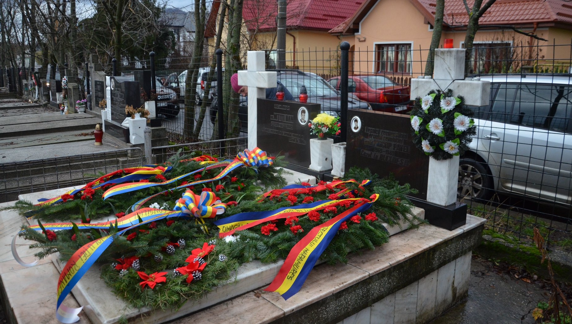 Cine sunt eroii martiri maramureșeni ai Revoluției din '89; Ceremonie  militară și religioasă în Baia Mare