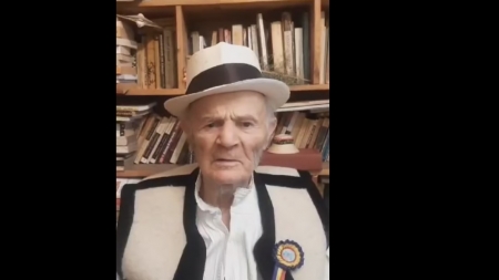 Poetul țăran Ioan Dunca din Budești a împlinit 99 de ani