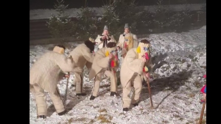 Tradiții și obiceiuri de Anul Nou din Maramureș vor fi prezentate pe Trinitas TV în noaptea dintre ani