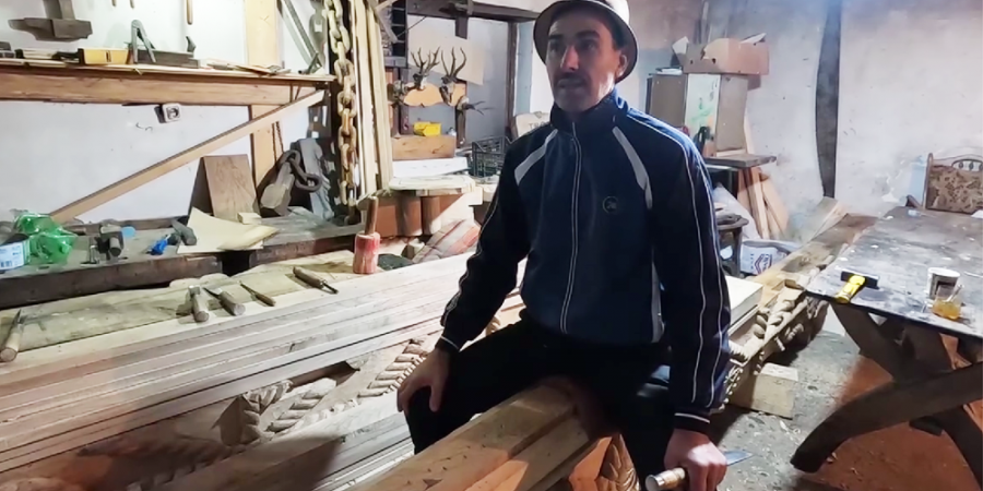 Despre lemn și sculptură cu Mihai Bledea din Vadu Izei