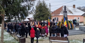 Comuna Lăpuș, în nuanțele tricolorului de Ziua Națională a României