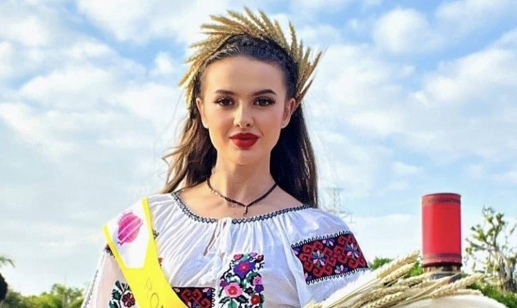 Maramureșeanca Adina Kofă la „Miss Tourism World”: Gala internațională a concursului pentru titlul frumuseții va avea loc în 22 decembrie