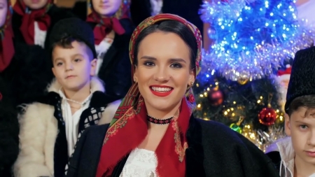 Tradițiile păstrate în Maramureș, detaliate de artista Anuța Iuga