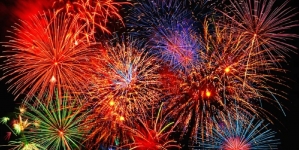 Focurile de artificii, pe cât de spectaculoase, pe atât de dăunătoare mediului