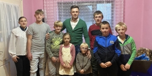 Istoria familiei care locuiește în „Casa Bucuriei” din Bârsana: O poveste despre solidaritatea românilor de pretutindeni
