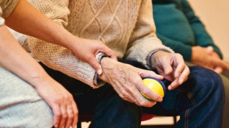 Nereguli constatate de inspectorii ITM la Centrele de bătrâni din Maramureș