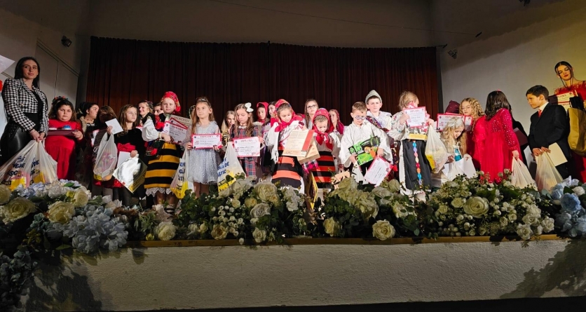 La Târgu Lăpuș s-a desfășurat prima ediție a Festivalului Concurs „Iarna Colindăm”; Premii inedite pentru câștigători