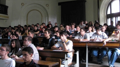 Examenul scris va înlocui lucrarea de licență