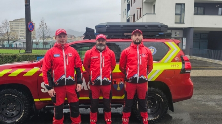 Cursuri de prim ajutor și descarcerare, pentru salvatorii montani