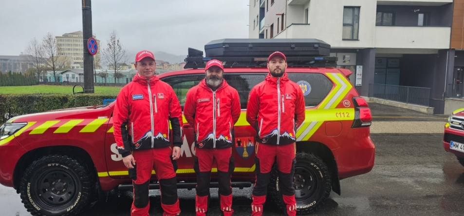 Cursuri de prim ajutor și descarcerare, pentru salvatorii montani