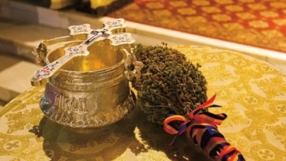 A început sfințirea caselor în Baia Mare