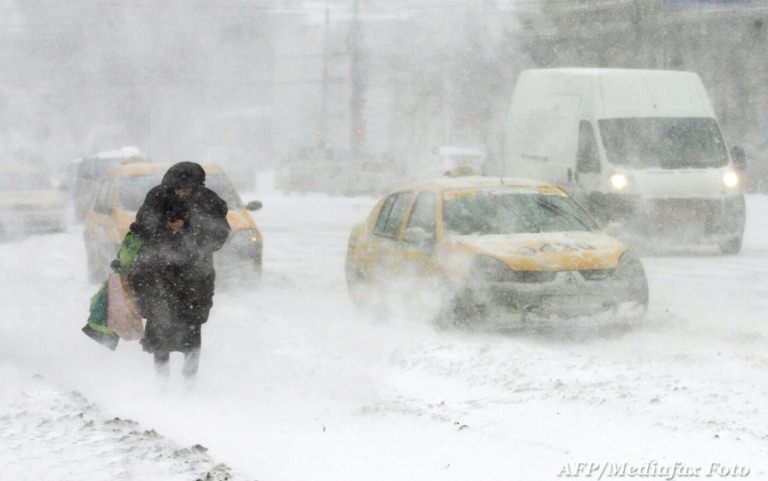 Crăciun cu viscol și ninsori. Meteorologii au emis Cod galben