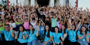 12.777 de tineri din Episcopie au participat în 2023 la taberele de vară organizate cu binecuvântarea și la îndemnul Preasfințitului Iustin
