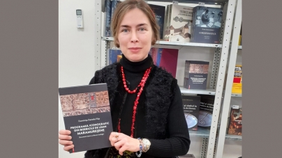 În Cluj-Napoca: Dr. Dumitrița Daniela Filip lansează cartea „Programul iconografic din bisericile de lemn maramureșene: document istoric și discurs teologic”
