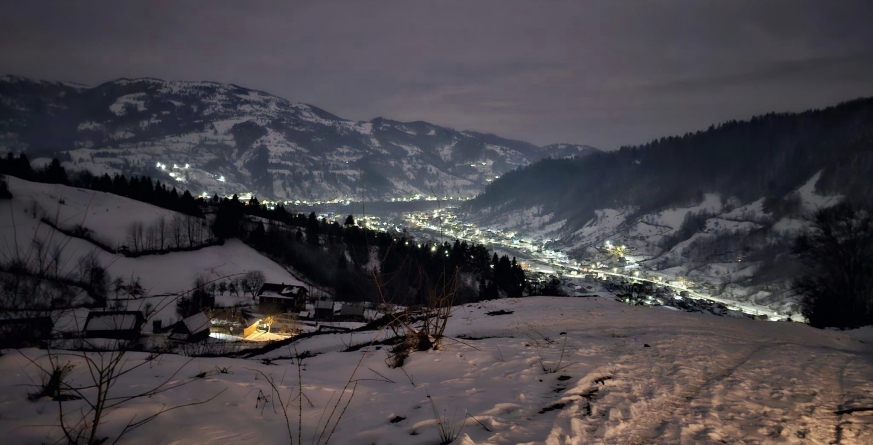 Uncrainienii care și-au găsit sfârșitul în Munții Maramureșului, fugind de război, comemorați la 1.500 metri