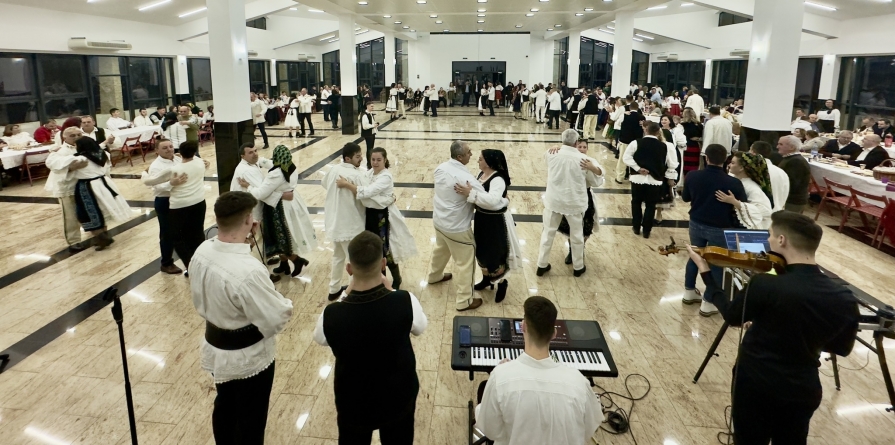 Tradiția merge mai departe: Verjel oraganizat în Dumbrăvița de Bobotează