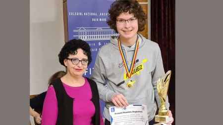 Lucacistul Victor Dragoș a obținut Premiul „Dumitru Angheluță” în cadrul Concursului Interjudețean de Matematică „Argument”
