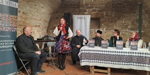 Dr. Dumitrița Daniela Filip a lansat cartea „Programul iconografic din bisericile de lemn maramureșene: document istoric și discurs teologic”
