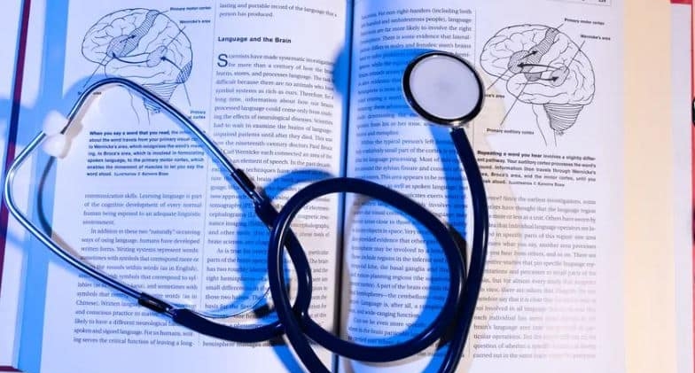 La „Lucaciu” se organizează simulare a examenului de admitere pentru elevii care vor să dea la medicină