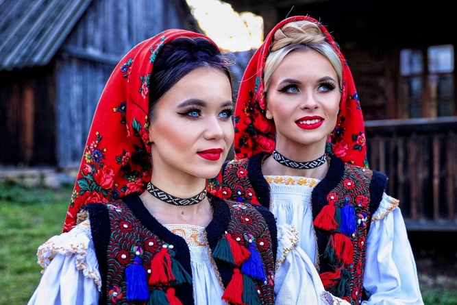 Gemenele Daciana și Suzana Vlad, mândria cântecului popular maramureșean