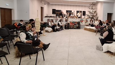 Obicei reînviat: Șezătoare ca pe vremea bunicilor organizată în Bontăieni