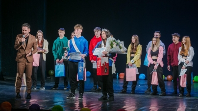 Mara Popov și Tomas Surduc sunt Miss și Mister Colegiul ”George Barițiu” Baia Mare, ediția 2023/2024