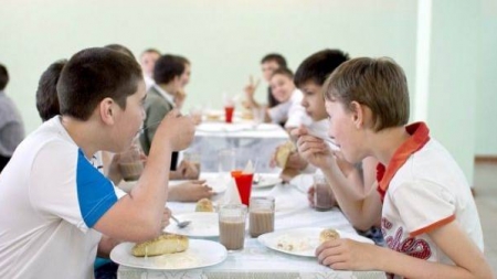 Mai multe școli incluse în programul „Masă sănătoasă”
