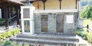 Monumente maramureșene care amintesc de eroii noștri