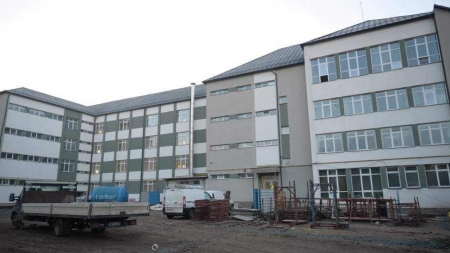 Două licee din Baia Mare, o fuziune prin absorbție începând cu anul școlar viitor