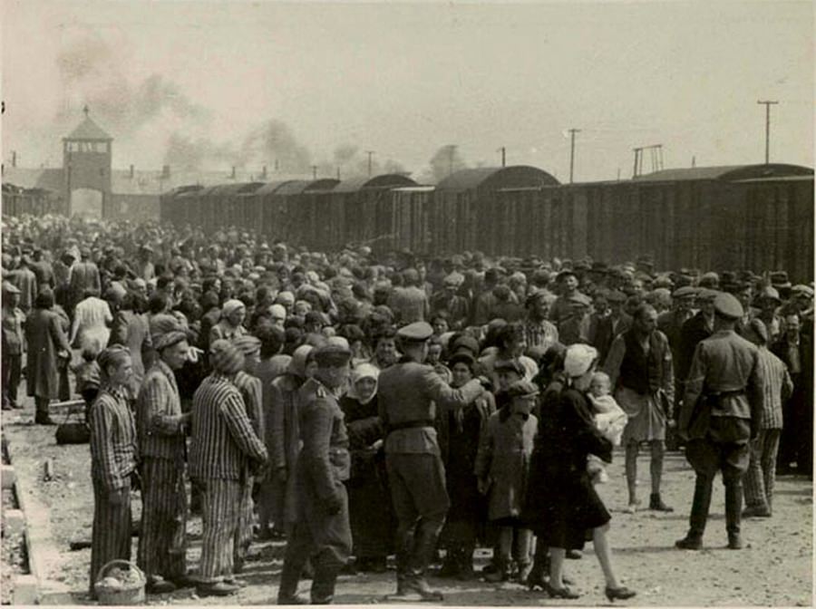 Ziua Internațională de Comemorare a Victimelor Holocaustului