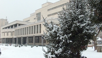 „Gestionarea relației cu părinții”: Atelier pentru învățători la Biblioteca Județeană „Petre Dulfu” Baia Mare