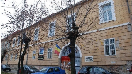 Muzeul Județean de Artă «Centrul Artistic Baia Mare» vă invită să vizitați expoziția temporară „Klein József – Retrospectivă”