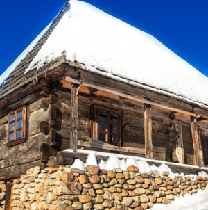 Povestea „Casei Pălăguța” aflată în Muzeul Satului din Baia Mare; „Tezaurul de neprețuit al acestei case îl reprezintă poveștile generațiilor care au viețuit în ea”