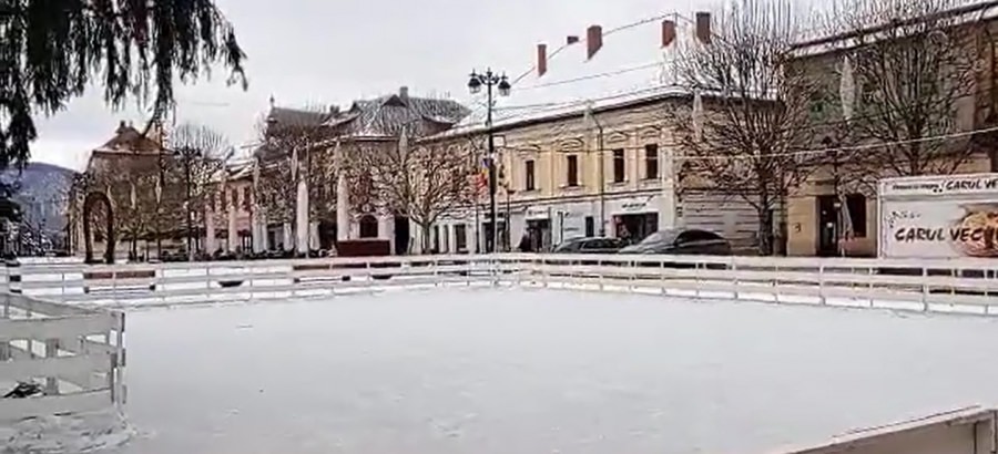 Distracția pe patine va ține până la sfârșitul acestei luni