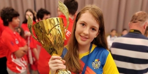Maramureșeanca Sara Maria Șunea, una din campioanele la șah ale României, a împlinit frumoasa vârstă de 12 ani