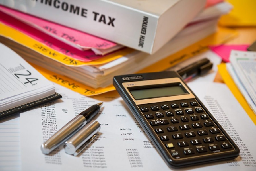 Au crescut taxele notariale pentru tranzacții imobiliare