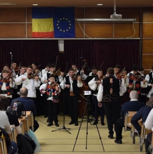 Școala Populară de Artă Baia Mare vă invită la spectacolul „Nuanțe de primăvară”