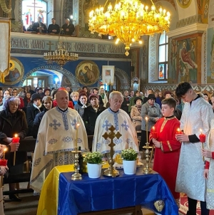 Parastas pentru victimele războiului în bisericile Vicariatului Ortodox Ucrainean
