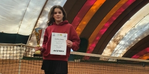 Performanță: Maramureșeanca Ștefania Chiorean a câștigat Circuitul Național de Tenis Brașov Cup
