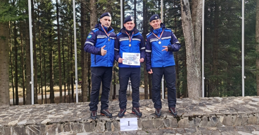 Jandarmii montani maramureșeni, locul I la nivel național la „Cupa Jandarmeriei Montane la Înălțime”