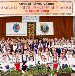 La Târgu Lăpuș: Iubirea a fost marcată în avans prin poezie autentică, cântec și joc