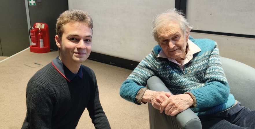 Traian Rareș Tuș, întâlnire cu unul din principalii stâlpi ai fizicii moderne, Sir Roger Penrose – laureat al Premiului Nobel