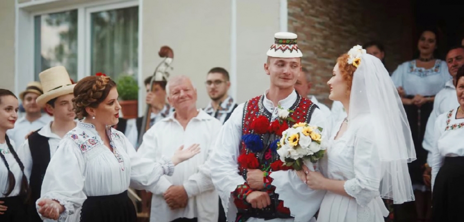 Artista Lavinia Goste a lansat „Cântecul Miresei”, care aduce un plus de tradiție și emoție în muzica populară