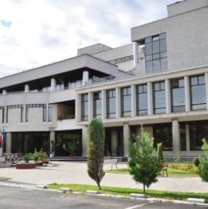 Lansare de carte și conferință la biblioteca băimăreană