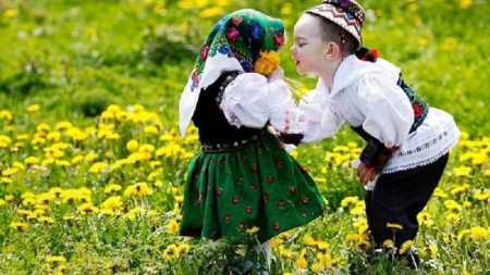 Dragobete, sărbătoarea tradițională a iubirii și a primăverii