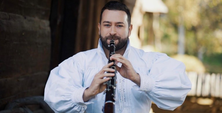 Artistul Dorin Filip a înființat Asociația „Cetatea Fisculașului”, pentru a readuce la viață o subzonă a Țării Chioarului