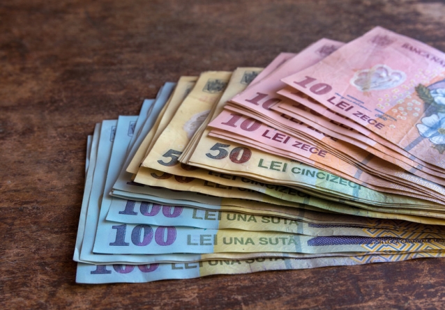 Vești bune pentru românii din străinătate care trimit bani acasă